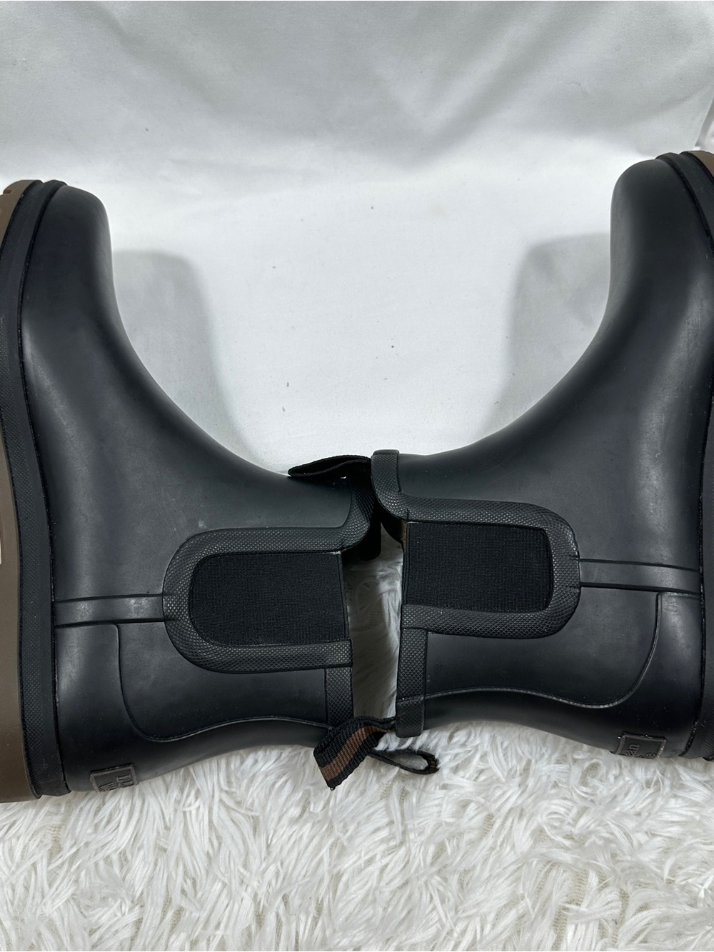 LL Bean Wellie Rugged Chelsea Rain Boots Womens 9 Black Waterproof Ankle Booties - Picture 4 of 12